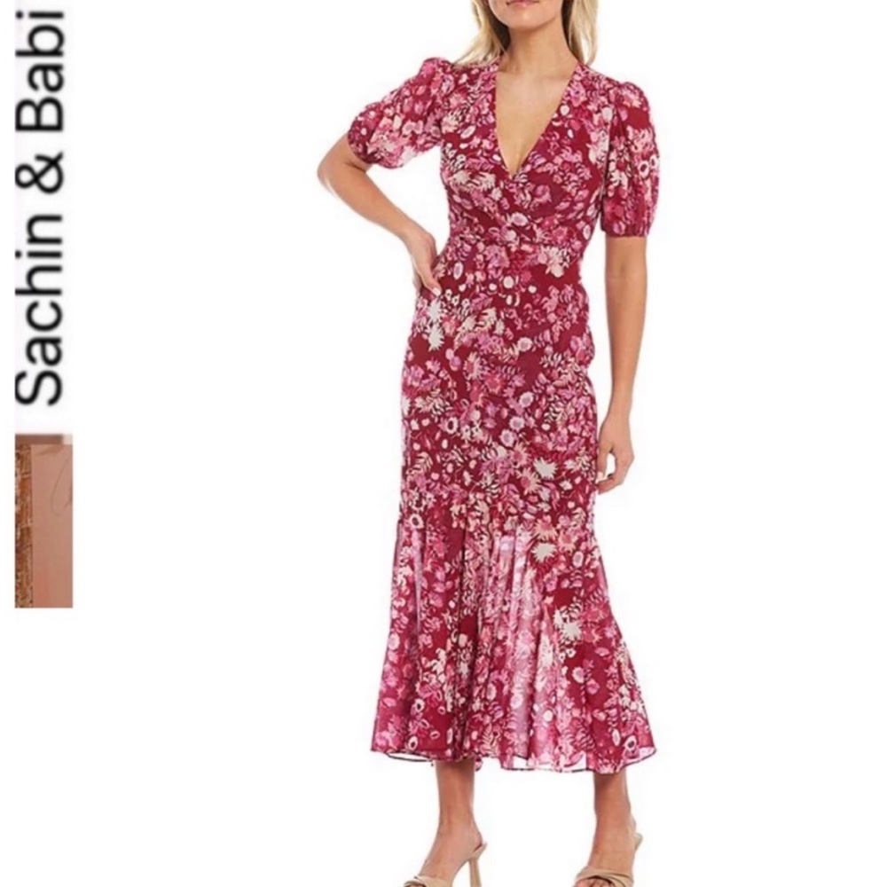 NWT Sachin & Babi Erin V neck Short Puff Sleeve